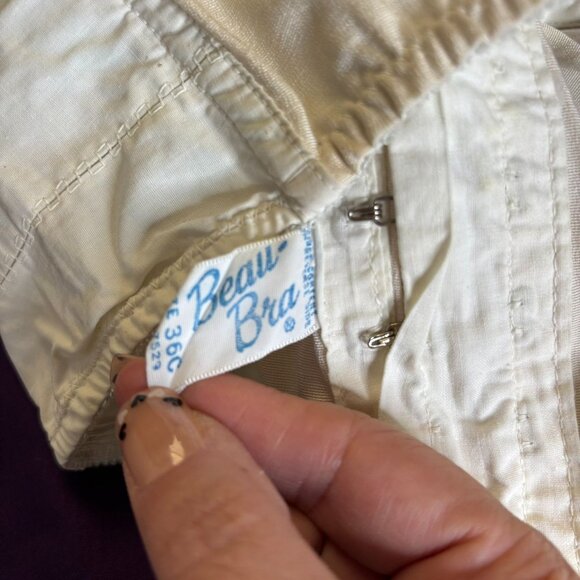 Vintage 50s Beau Bra Bullet Bra Corset Style Longline 36C Cream Sweater Girl - Picture 4 of 5